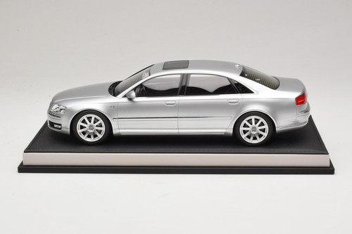 Audi w12 18 silber - d3, 1:18